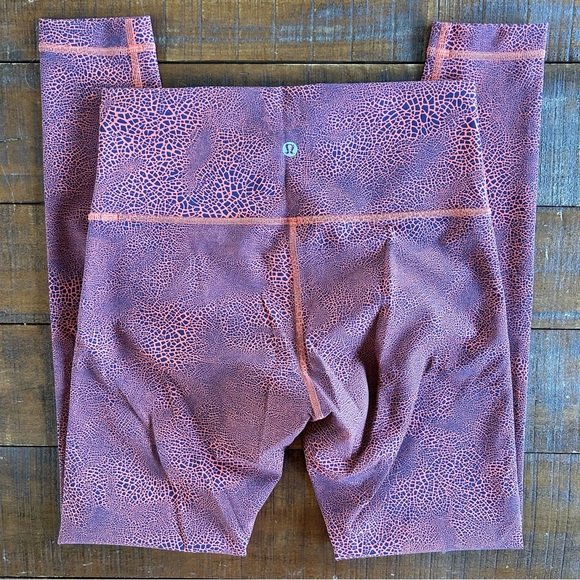 Lululemon Wunder Train HR 28” Leggings 8/M - Picture 4 of 5